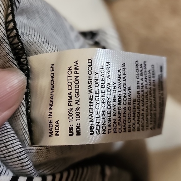 Chico Pima Floral Button Tunic sz 2 (large) - Picture 4 of 8